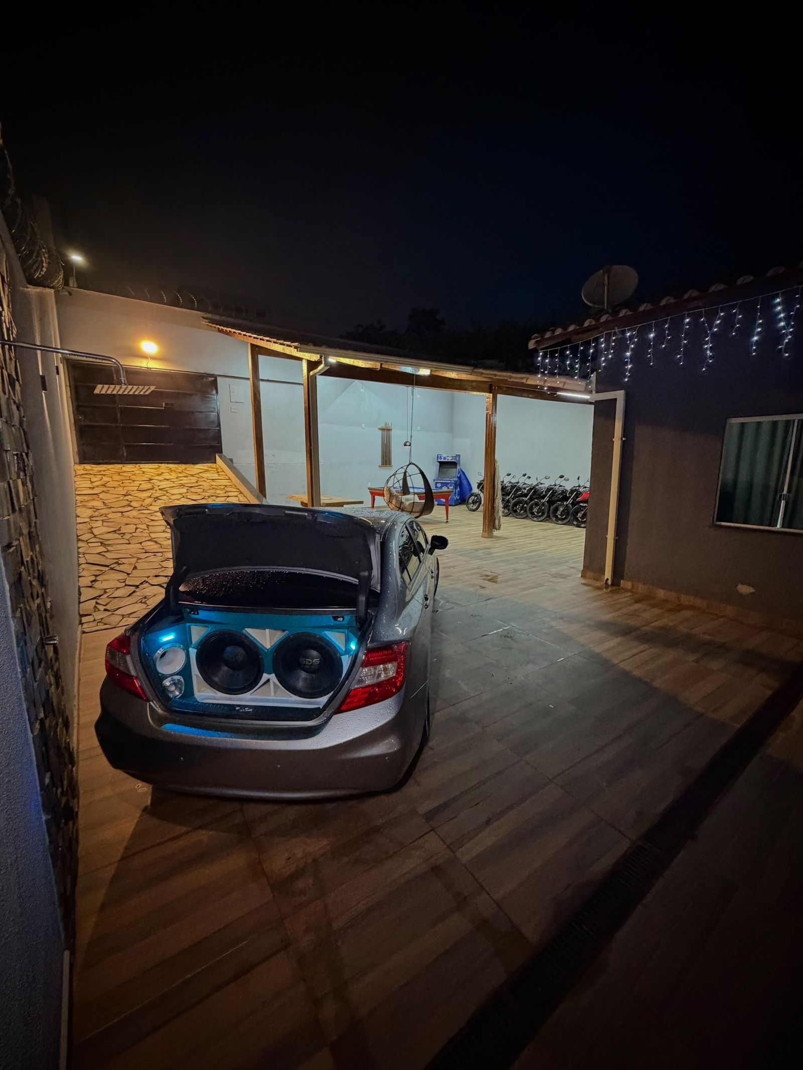 6º Casa mobiliada C/Piscina+Civic ou 250.000,00+Civic